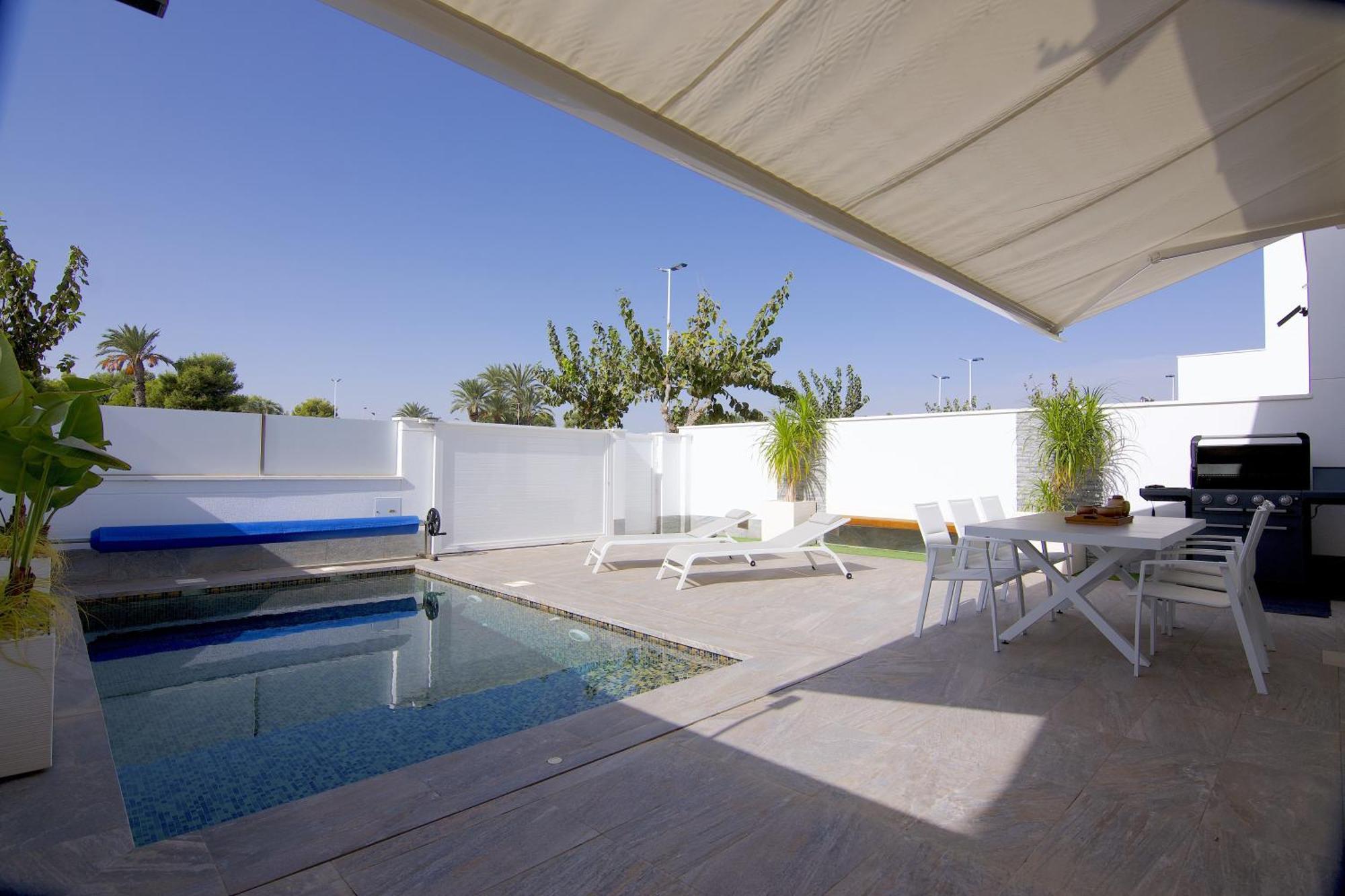 Magnifica Villa En San Pedro De Pinatar 圣佩德罗－德尔皮纳塔尔 外观 照片