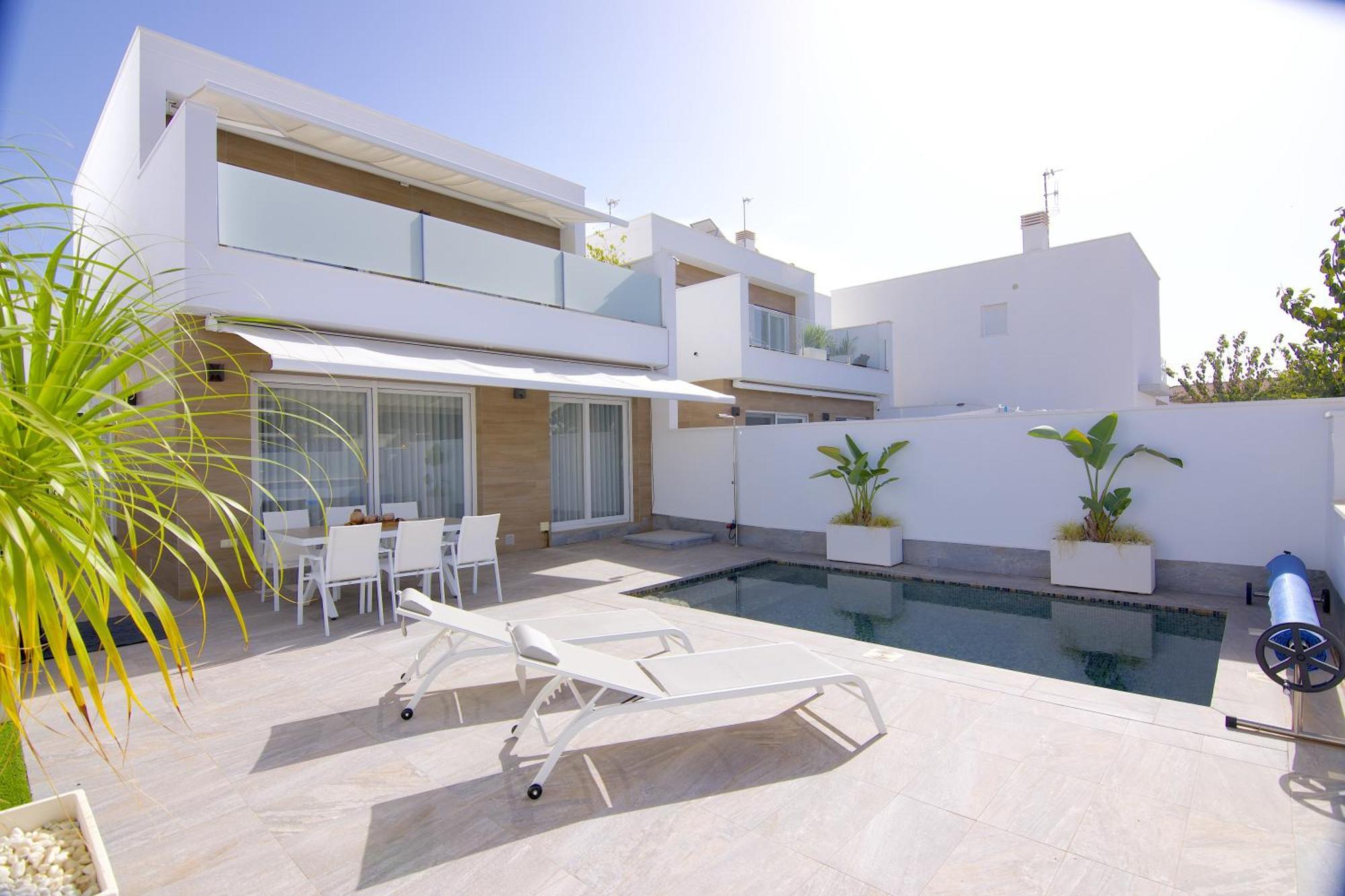 Magnifica Villa En San Pedro De Pinatar 圣佩德罗－德尔皮纳塔尔 外观 照片